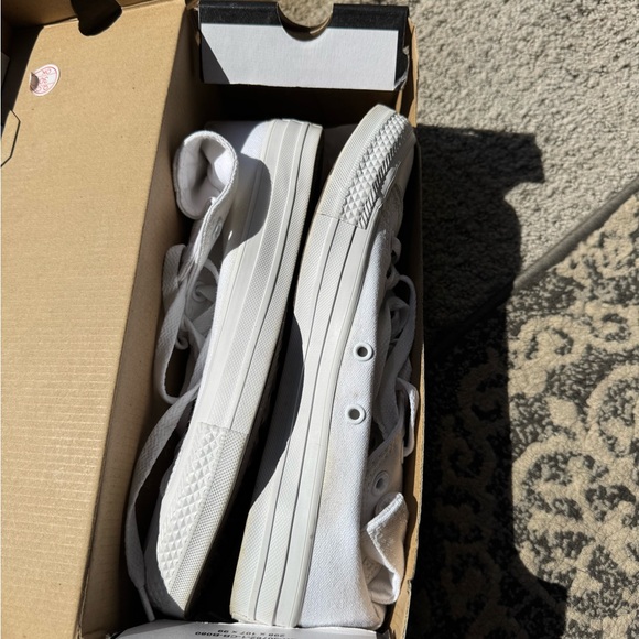 Converse Chuck Taylor All-Star High Tops - Picture 5 of 6